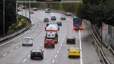 Όλα όσα πρέπει να γνωρίζετε για τα τέλη κυκλοφορίας: Τι ισχύει για τα ακίνητα οχήματα