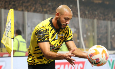 ΑΕΚ: Στη Ντόχα για το Μαρόκο με φανέλα του αδερφού ο Άμραμπατ (photo)