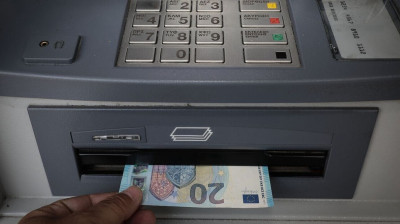 ΕΦΚΑ: Επιστρέφει χρήματα στους μη μισθωτούς - Πότε ξεκινούν οι αιτήσεις