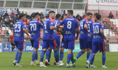 Πανσερραϊκός-Απόλλων Πόντου 3-0: Άνετο προβάδισμα για τα προημιτελικά τα «λιοντάρια»