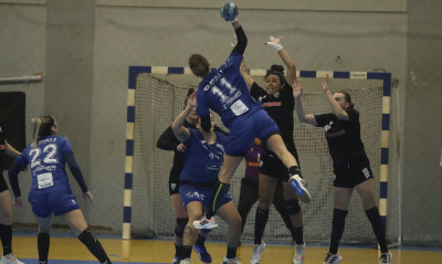 Χάντμπολ Γυναικών: Πήρε το ντέρμπι με τον ΠΑΟΚ η Νέα Ιωνία και βρίσκεται στην κορυφή