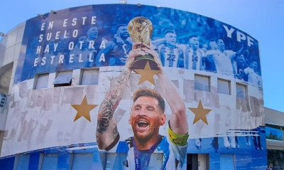 Μουντιάλ 2022: Πήραν φωτιά οι μηχανές, ράβεται το τρίτο αστέρι στη φανέλα της Αργεντινής (vid)