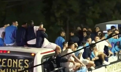 Αργεντινή: Παραλίγο τραγωδία στο λεωφορείο με τον Μέσι και την παρέα του! (video)