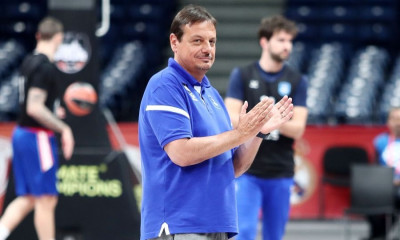 Αταμάν: «Παίξαμε σπουδαία άμυνα, αν και ο Μπέικον σκόραρε από... πάνω μας»