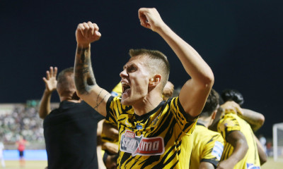 Σιμάνσκι: «Ενθουσιασμένος φέτος στην ΑΕΚ - Με τον Αλμέιδα παίζουμε με αλληλεγγύη»