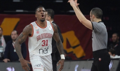 Τουρκία: Η Γαλατά του Πιστιόλη πήρε τη ματσάρα με την πρωτοπόρο Τουρκ Τέλεκομ