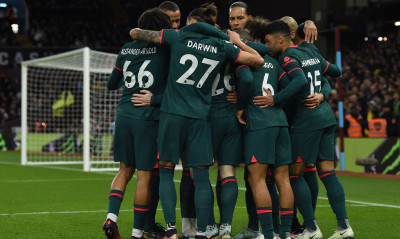 Premier League: Τα είπε τρεις φορές στο «Βίλα Παρκ» η Λίβερπουλ