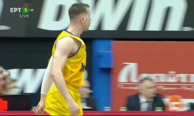 Περιστέρι-Προμηθέας: Ένταση και «γαλλικά» μεταξύ Αγραβάνη και τον πάγκο των Πατρινών (video)