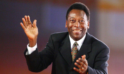 Στο μουσείο της Σάντος για τον Πελέ οι θαυμαστές του - «Για πάντα ο Βασιλιάς μας»