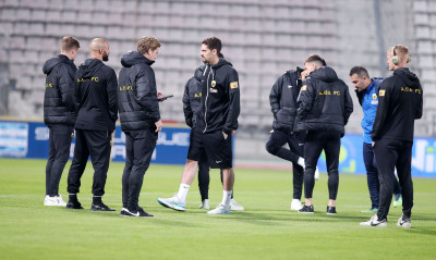 ΝΠΣ Βόλος-ΑΕΚ: Με Γκαρσία αριστερά και βασικό Φαν Βέερτ – Η «κιτρινόμαυρη» ενδεκάδα