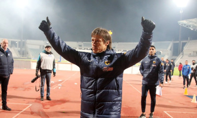 ΝΠΣ Βόλος-ΑΕΚ: Αποθέωση Αλμέιδα στο Πανθεσσαλικό (photos)