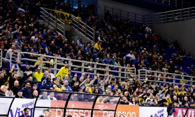 ΕΣΑΚΕ: «Καμπάνα» σε ΑΕΚ και Άρη για υβριστικά συνθήματα