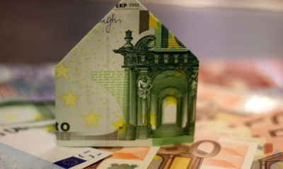 Μειώθηκαν οι τραπεζικές χορηγήσεις το Νοέμβριο