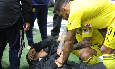 Άρης - Παναιτωλικός 1-0: Αποχώρησε βουρκωμένος με φορείο ο Πάλμα (photos)