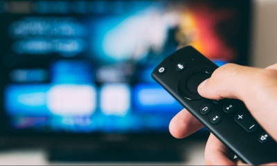 Τηλεθέαση: Τι βλέπει το κοινό την περίοδο των γιορτών