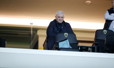 ΑΕΚ: Στα Σπάτα ο Μελισσανίδης μετά την προπόνηση – Η «γιορτή» της Ένωσης