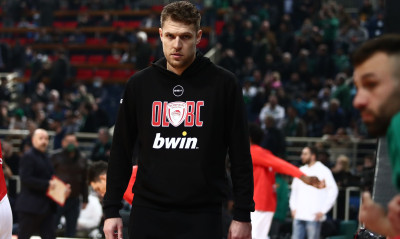 Ολυμπιακός-Βεζένκοφ: «Νικήσαμε σε μια δύσκολη έδρα»