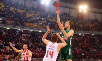 Παναθηναϊκός - Ολυμπιακός: Με Ουόλτερς οι «πράσινοι», χωρίς Βεζένκοφ οι «ερυθρόλευκοι»