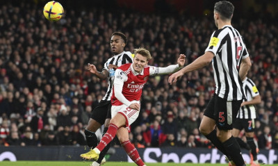 Premier League: Φρένο της Νιούκαστλ στην Άρσεναλ, τριάρα η Μάντσεστερ Γιουνάιτεντ