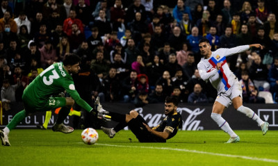 Κύπελλο Ισπανίας: Γλίτωσε το κάζο στην παράταση η Μπαρτσελόνα με 4-3 κόντρα στην Ιντερσίτι! (vids)