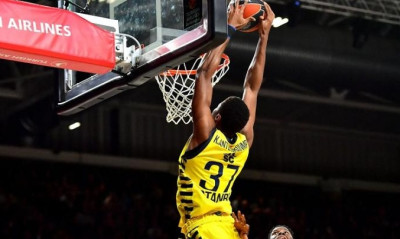 Euroleague: Εντυπωσιακό κάρφωμα του Αντετοκούνμπο στο Κάουνας (video)!