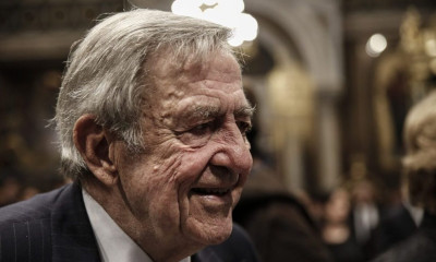 Πέθανε ο τέως βασιλιάς Κωνσταντίνος