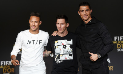 Η γιγαντομαχία Μέσι με Ρονάλντο φέρνει 10 εκατ. ευρώ στο ταμείο της Παρί Σεν Ζερμέν