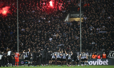 ΠΑΟΚ-Παναθηναϊκός: Ένα με τον κόσμο οι παίκτες, τρέλα για τον Τάισον! (video+photos)