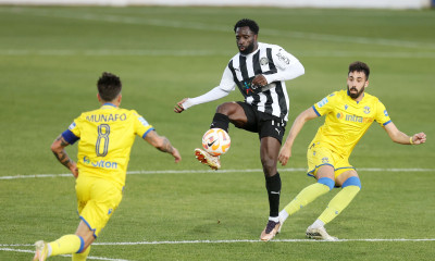 ΟΦΗ-Αστέρας Τρίπολης 1-0: Λυτρωτής Περέα σε κακό ματς (Videos)