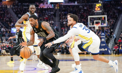 NBA: Ίρβινγκ και Τζέιμς «έκαψαν» Ουόριορς και Μπλέιζερς - Τα αποτελέσματα της βραδιάς (videos)