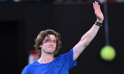 Australian Open: Δύσκολη πρόκριση για Ρούμπλεφ - Χειρουργήθηκε ο Κύργιος