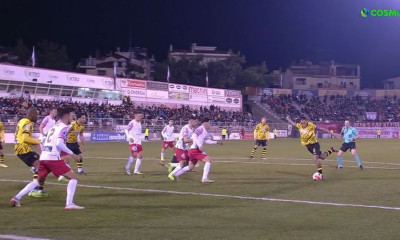 Πανσερραϊκός-ΑΕΚ: Γκολ με ραμπόνα πήγε να βάλει ο Αραούχο - Το 1-3 ο Μαχαίρας (video)