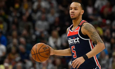 «Καταλήγει στην Αρμάνι ο Νέιπιερ»