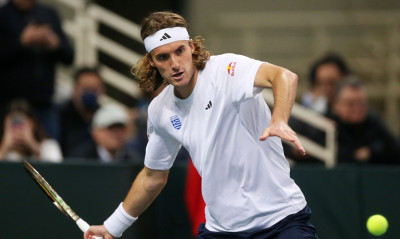Davis Cup: Σούπερ ο Στέφανος Τσιτσιπάς και ιστορική άνοδος για την Ελλάδα! (vids)