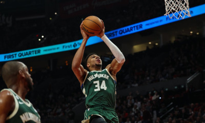 NBA: Εύκολο «διπλό» για Μπακς με πρωταγωνιστή τον Γιάννη Αντετοκούνμπο (video)