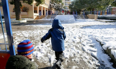 Κακοκαιρία Μπάρμπαρα: Πού θα ανοίξουν και πού όχι τα σχολεία στην Αττική την Τετάρτη