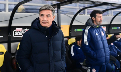 ΑΕΚ-Ολυμπιακός: Ζόρια για Μίτσελ, οι οπαδοί ζητούν να φύγει – «Θα σας κυνηγήσουμε!»