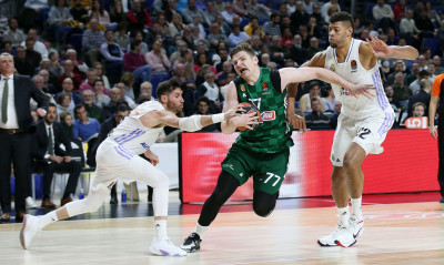 Παναθηναϊκός: Με νάρθηκα ο Γκουντάιτις – Μέρος της προπόνησης Παπαγιάννης, Πονίτκα