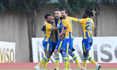 Κύπρος: Άνοιξε λογαριασμό ο Μακέντα, στο κόλπο για τον τίτλο ο ΑΠΟΕΛ (video)