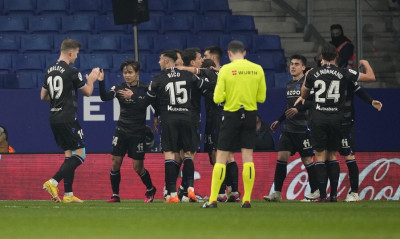 La Liga: Απόδραση της Ρεάλ Σοσιεδάδ από τη Βαρκελώνη και φουλ για Champions League