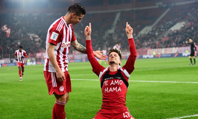 Ολυμπιακός: Ραγίζει καρδιές το μήνυμα του Κανός - «Θα μου λείψεις τόσο πολύ μαμά» (photo+video)