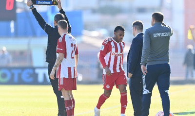 Λαμία - Ολυμπιακός: Έγινε αλλαγή στο 5' και ξέσπασε στον πάγκο ο Γκάρι Ροντρίγκες (video)