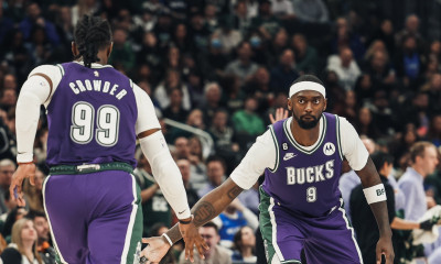 NBA: Νέα αγωνία και τραυματισμός για Γιάννη Αντετοκούνμπο - Νίκη για Μπακς (video)