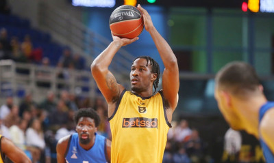 ΑΕΚ: Επίσημο το διαζύγιο με ΜακΓκριφ