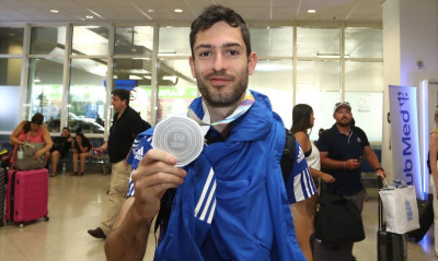 Μίλτος Τεντόγλου: Στην Κωνσταντινούπολη για το τρίτο χρυσό - Το γούρι και τα νέα παπούτσια (video)