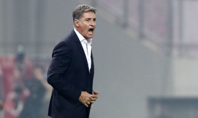 Ολυμπιακός: «Άδειασμα» από Μίτσελ για το VAR και το οφσάιντ - Οι φάσεις που φωνάζει ο Ισπανός