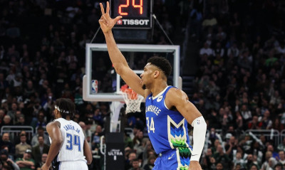 NBA: Απολαυστικός Αντετοκούνμπο, ασταμάτητοι οι Μπακς με 16 σερί νίκες (vids)