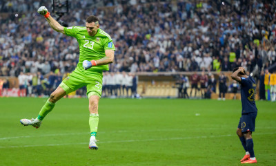 Αργεντινή: Μετάνιωσε για τη χειρονομία ο Μαρτίνες