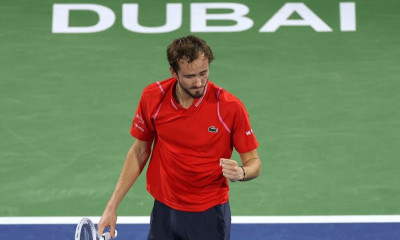 Τένις: Ο Μεντβέντεφ «έσπασε» το αήττητο του Τζόκοβιτς