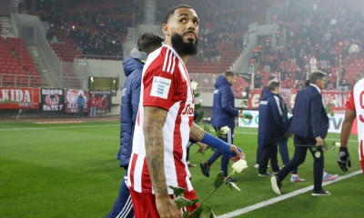 Ολυμπιακός: Άνοιξε την καρδιά του ο Εμβιλά | «Νόμιζα θα πεθάνω, έχω συγχωρέσει τον πατέρα μου»